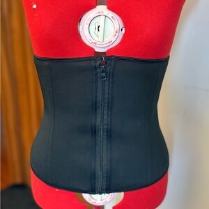 NWOT Black Women's Waist Trainer / Corset Undergarment Lg